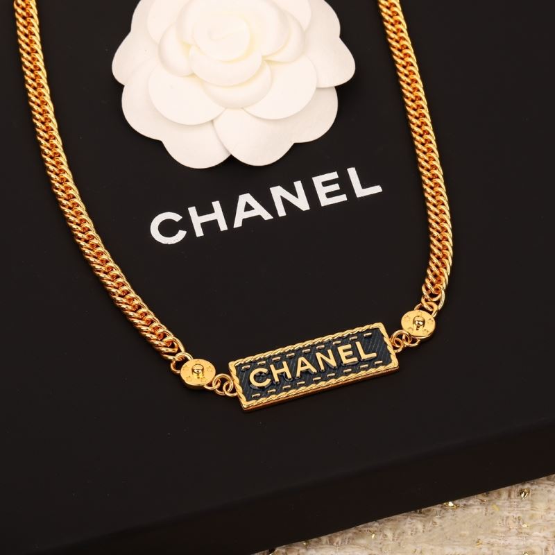 Ch**el waist chain